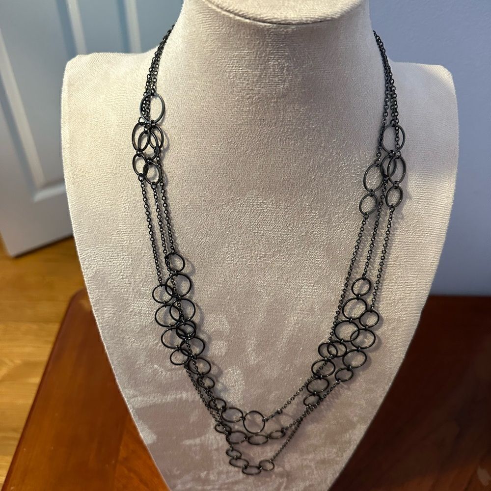 The Limited black layered circular necklace